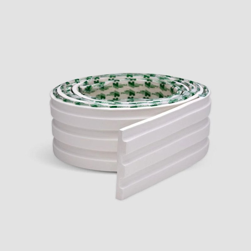 Rodapé Autocolante Laminado Curvo Branco